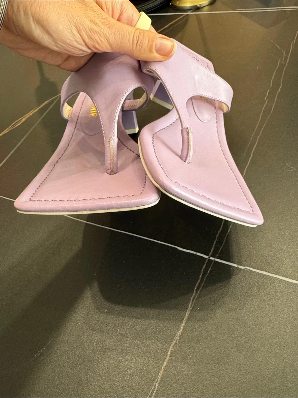 KAT MACONIE Lilac Square-Toe Thong Block Heel